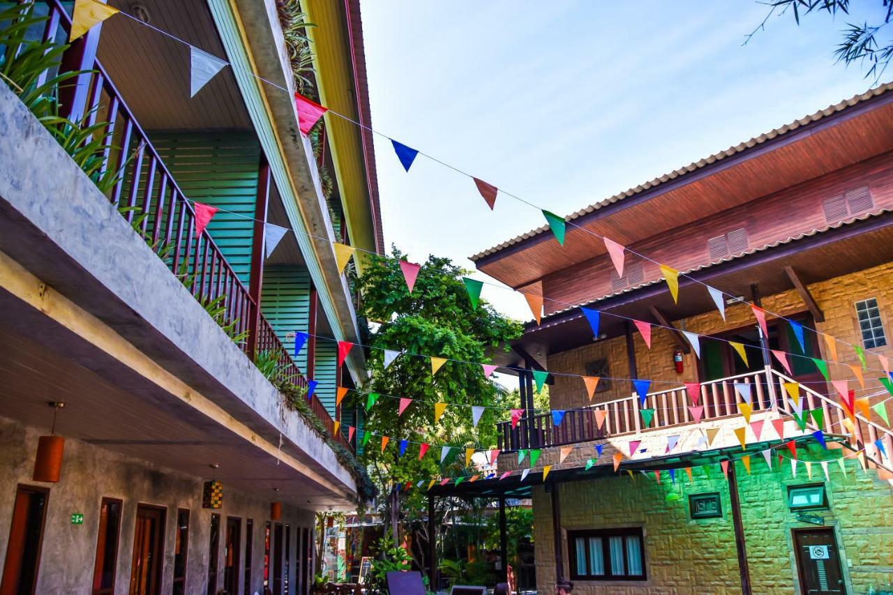 Araya Boutique Hotel Thong Sala Exterior photo